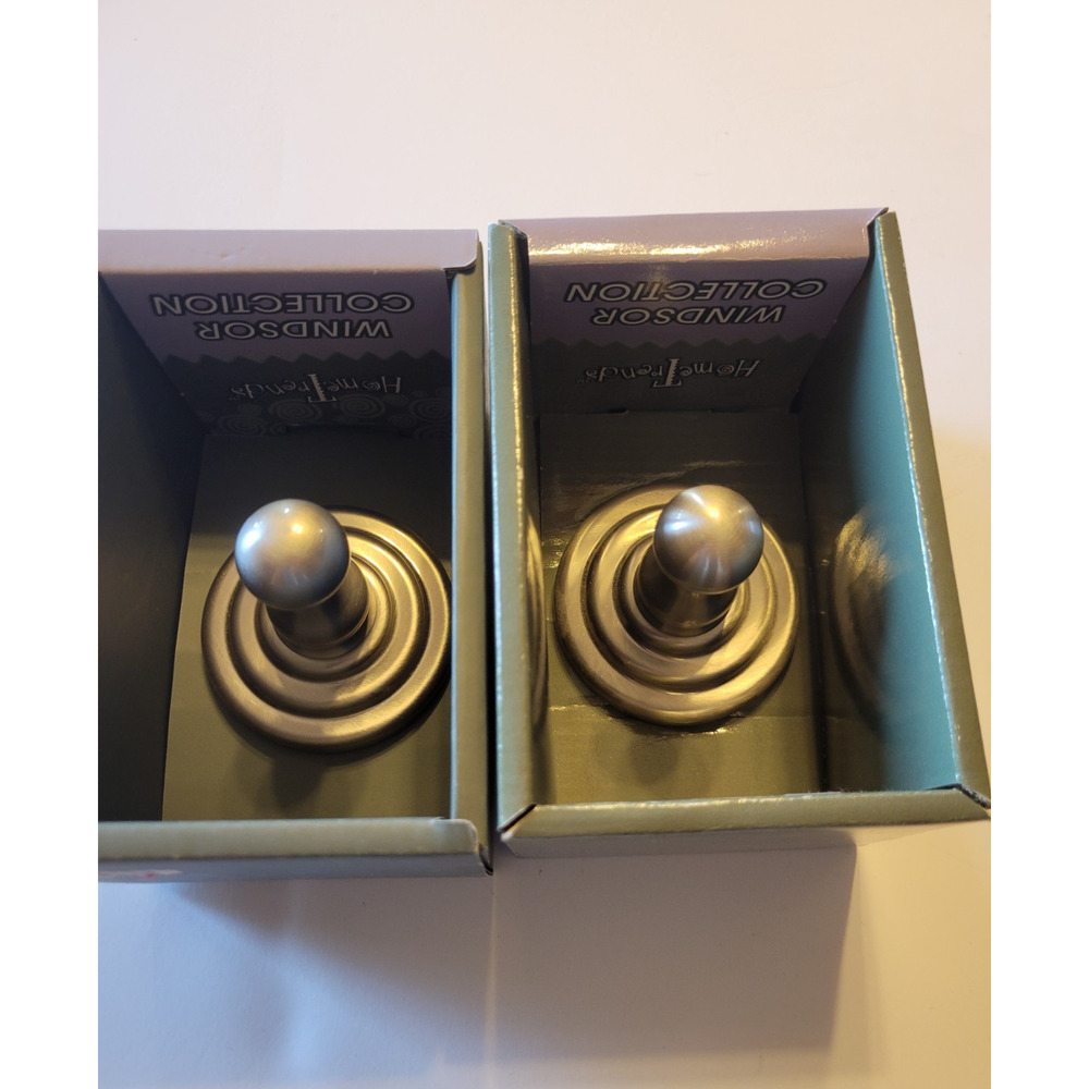 Set of 2 Hometrends Windsor Collection Metal Towel Wall Hanger CB26629W